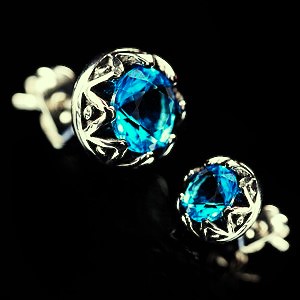 ���μ���